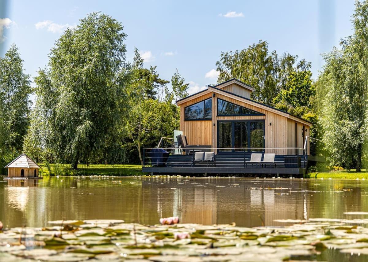 Woad Mill Lakeside Lodges Boston Eksteriør bilde